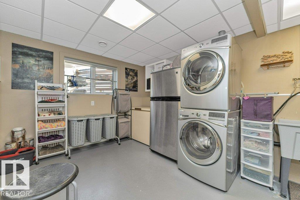 149 Greenoch Cr NW, Edmonton, Alberta  T6L 1W6 - Photo 47 - E4492803