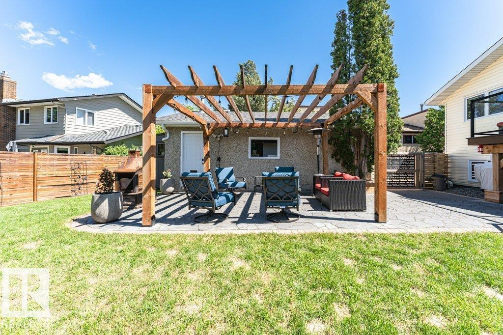 149 Greenoch Cr NW, Edmonton, Alberta  T6L 1W6 - Photo 54 - E4492803