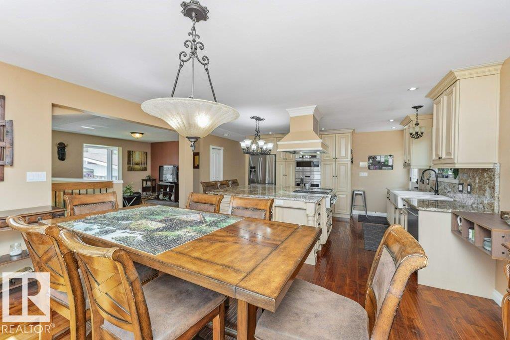 149 Greenoch Cr NW, Edmonton, Alberta  T6L 1W6 - Photo 9 - E4492803