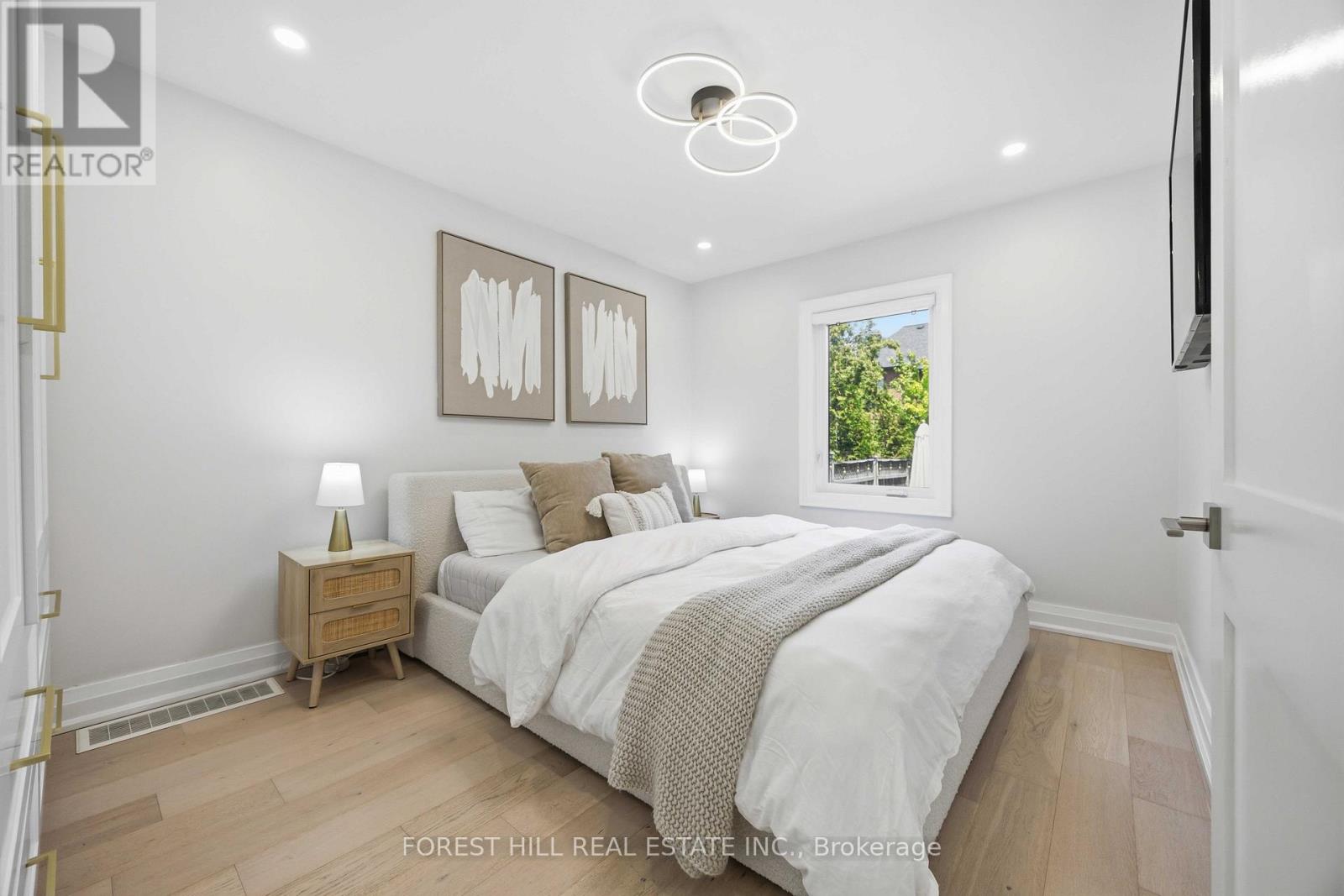 9 Marilyn Crescent, Toronto, Ontario  M4B 3C5 - Photo 16 - E13426618