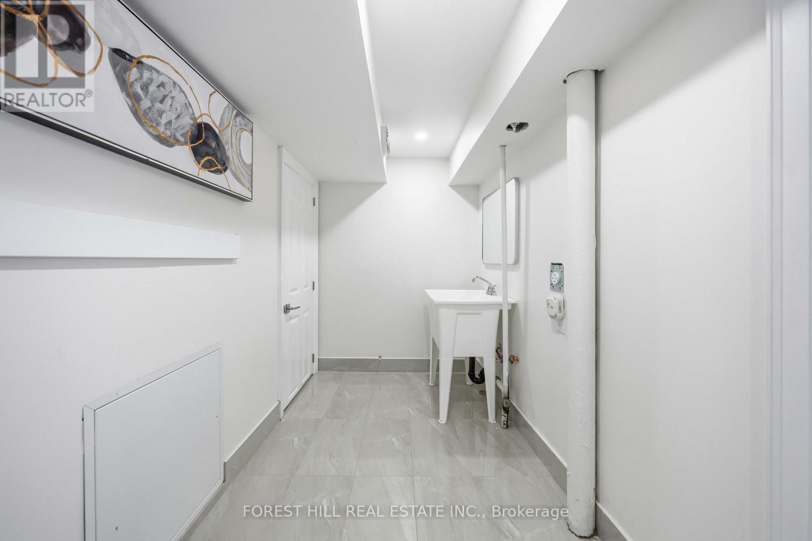 9 Marilyn Crescent, Toronto, Ontario  M4B 3C5 - Photo 24 - E13426618