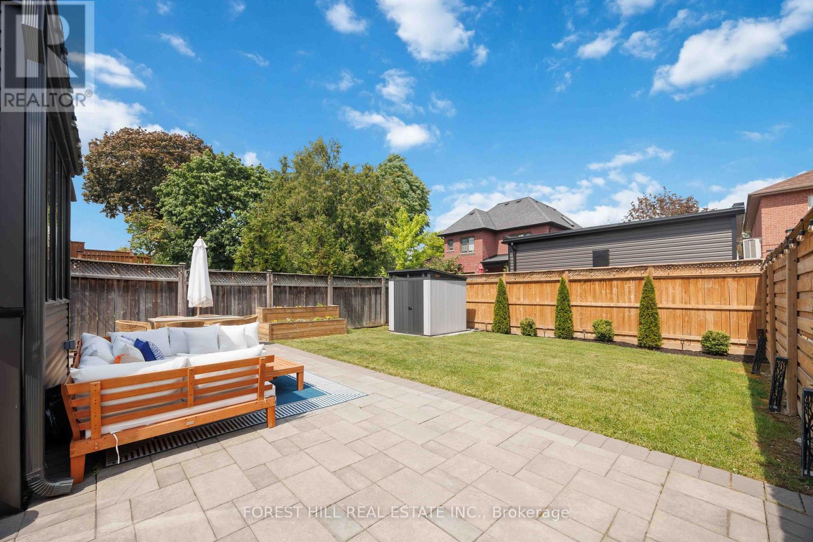 9 Marilyn Crescent, Toronto, Ontario  M4B 3C5 - Photo 33 - E13426618