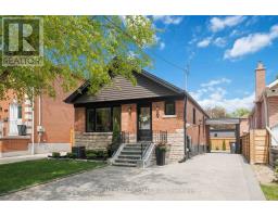 9 MARILYN CRESCENT, Toronto, Ontario
