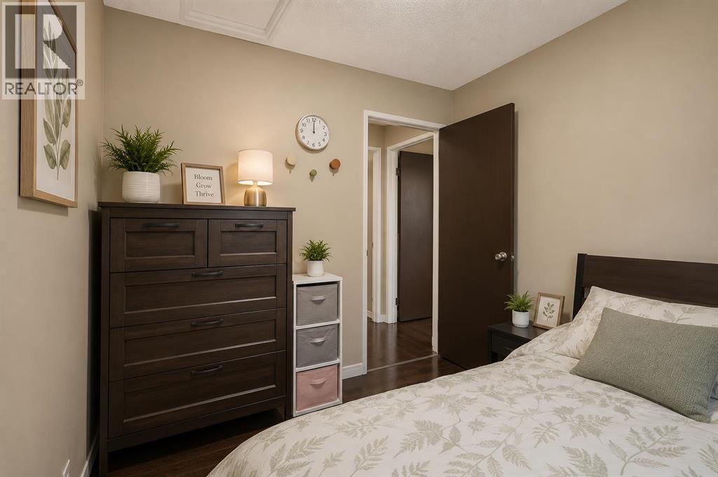 24 Bedford Road NE, Calgary, Alberta  T3K 2K8 - Photo 15 - A2313933