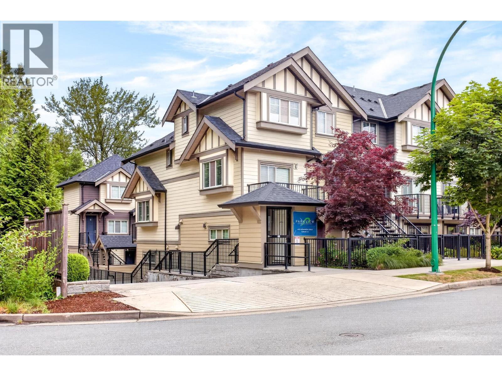 12 4033 Dominion Street, Burnaby, British Columbia  V5G 0C2 - Photo 1 - R3134081