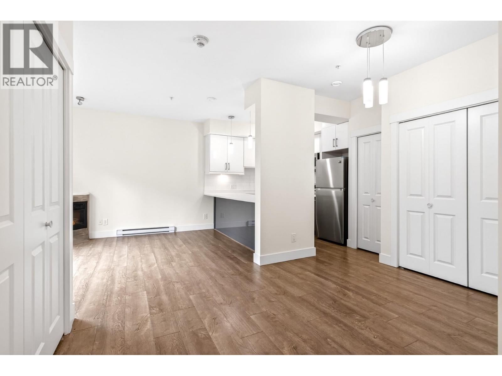 12 4033 Dominion Street, Burnaby, British Columbia  V5G 0C2 - Photo 5 - R3134081