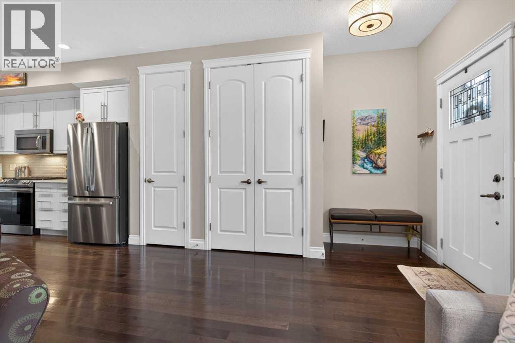 340 Quarry Park Boulevard SE, Calgary, Alberta  T2C 5L4 - Photo 2 - A2315968