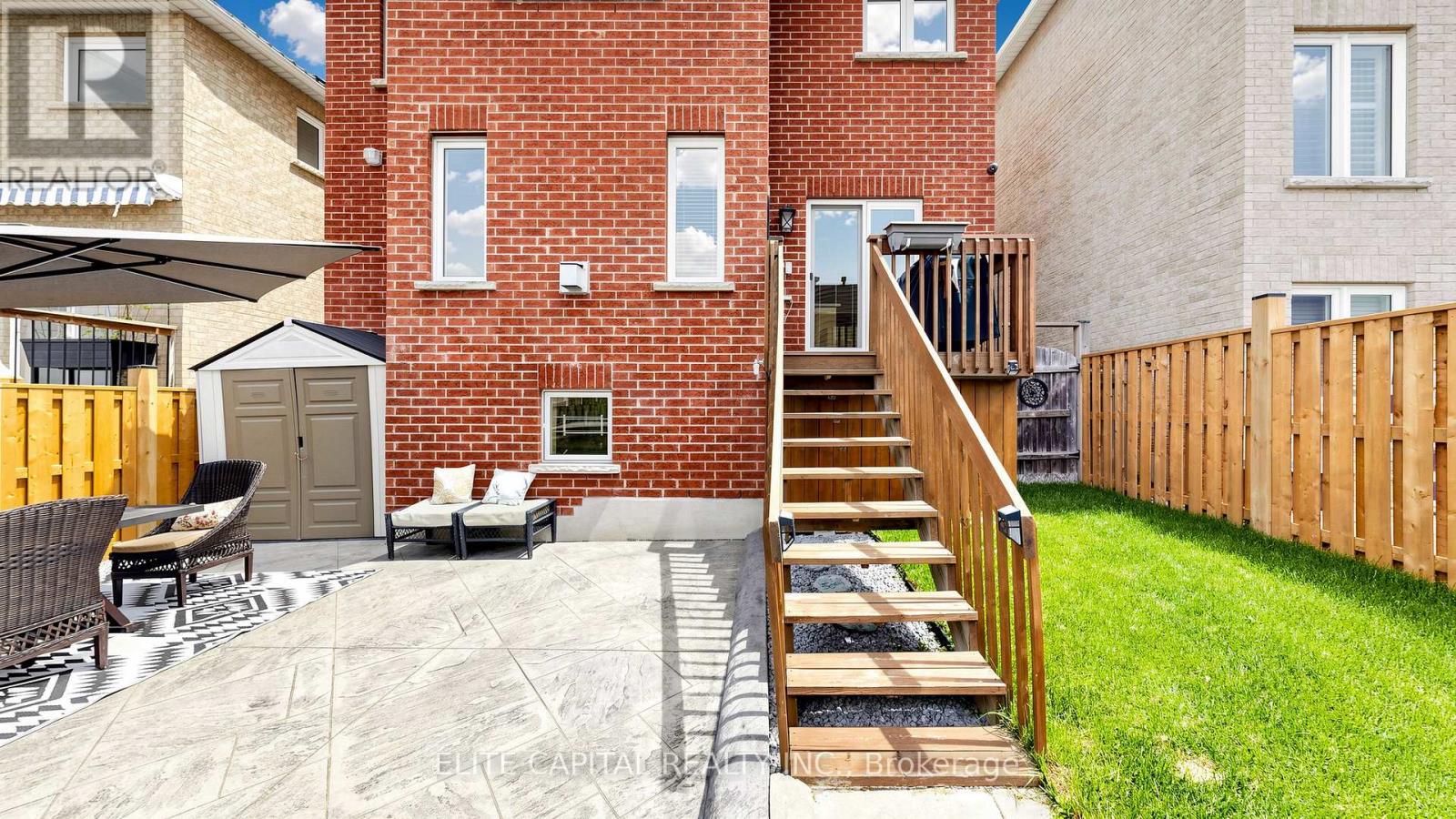41 Knapton Drive, Newmarket, Ontario  L3X 3A9 - Photo 46 - N13426498