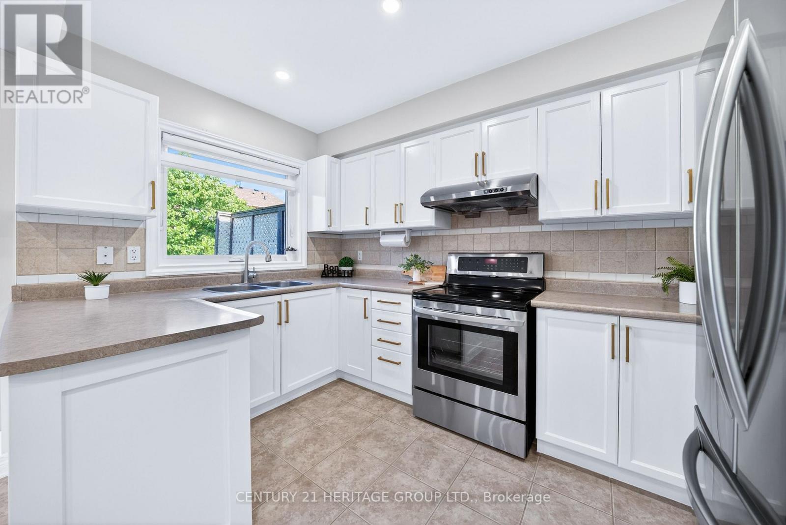 373 Wood Duck Lane, Newmarket, Ontario L3X 2X8 - Photo 13 - N13426632