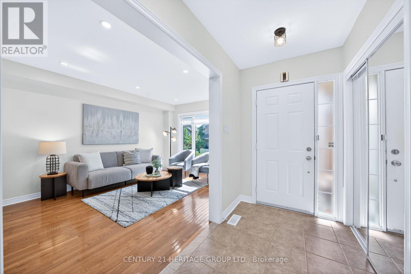 373 Wood Duck Lane, Newmarket, Ontario L3X 2X8 - Photo 4 - N13426632