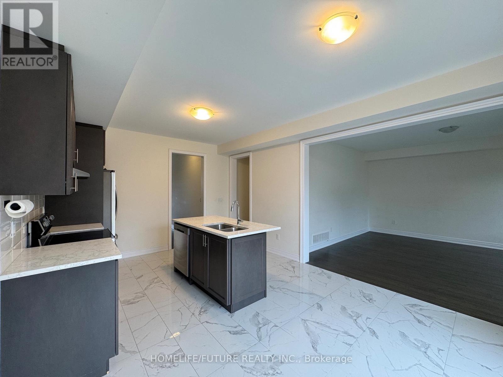 15 Wesley Brooks Street, Clarington, Ontario  L1B 0W1 - Photo 9 - E13423180