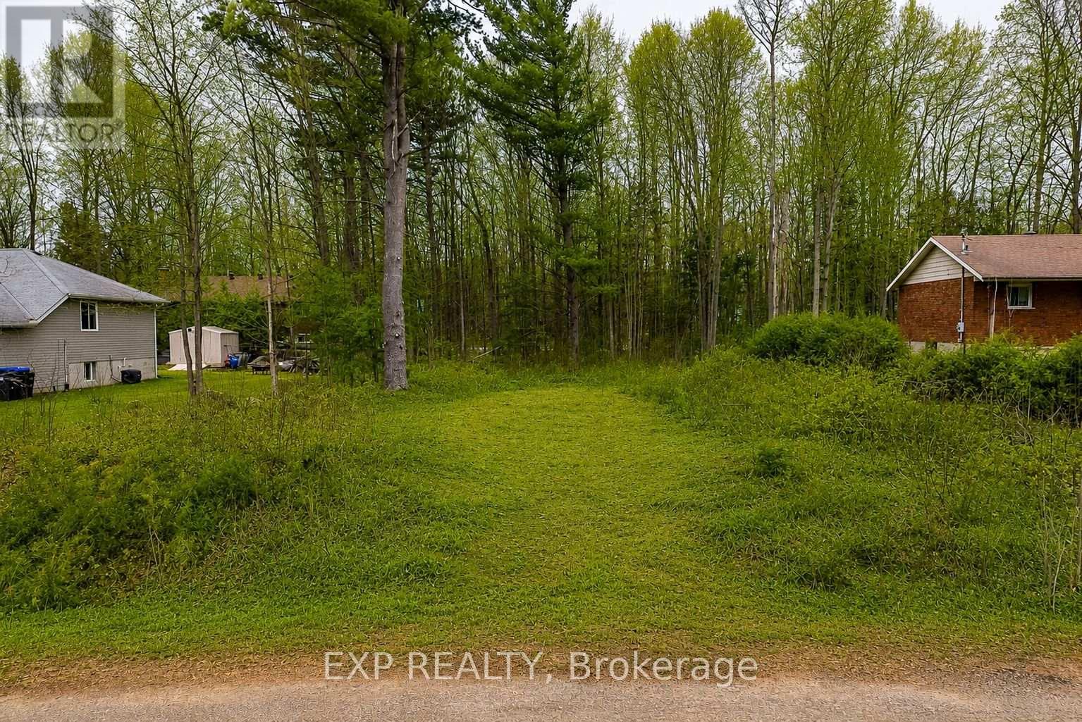 98 Rue Vanier Road, Tiny, Ontario  L9M 0J2 - Photo 2 - S13426494