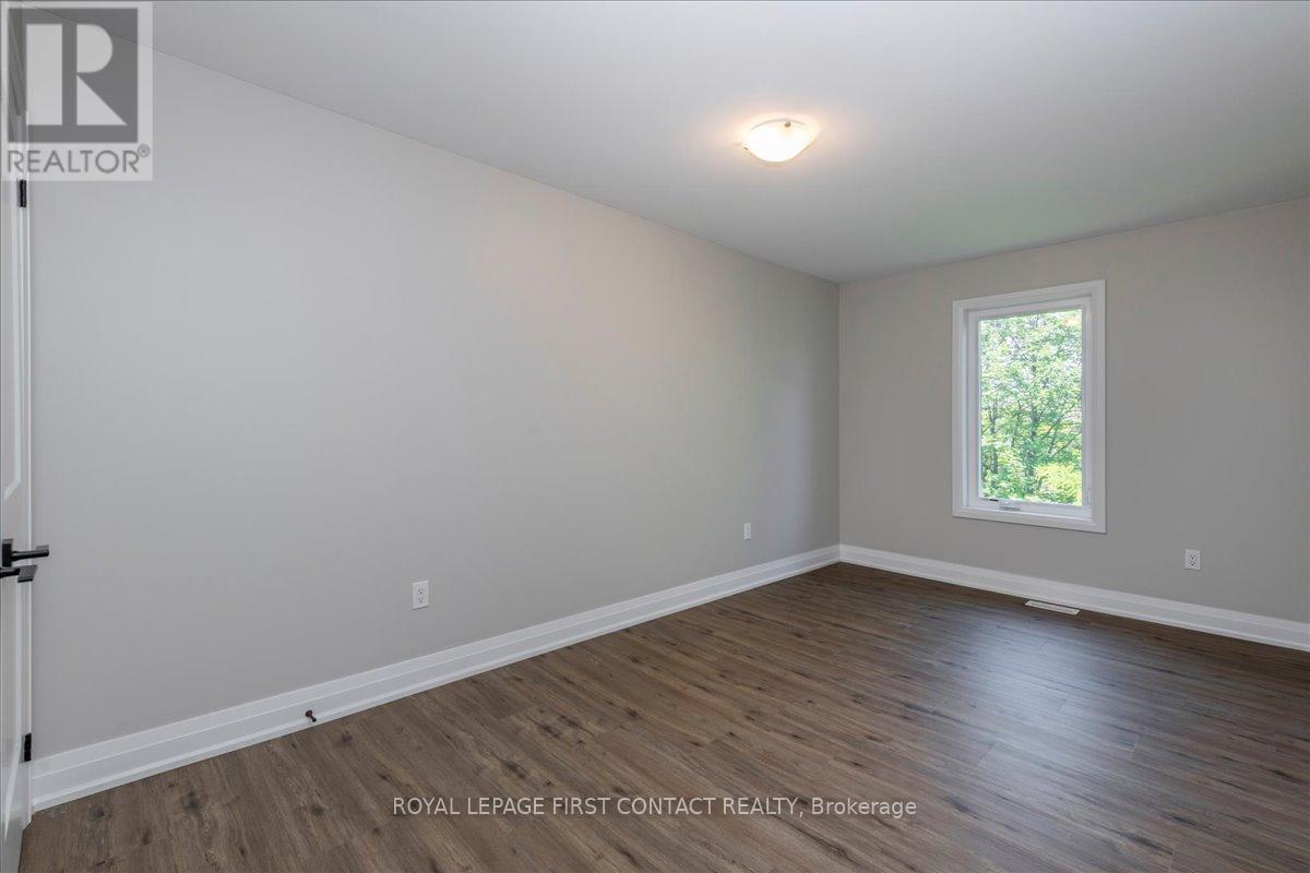 4 Stonehart Lane, Barrie (East Bayfield), Ontario  L4M 7E8 - Photo 18 - S13426532