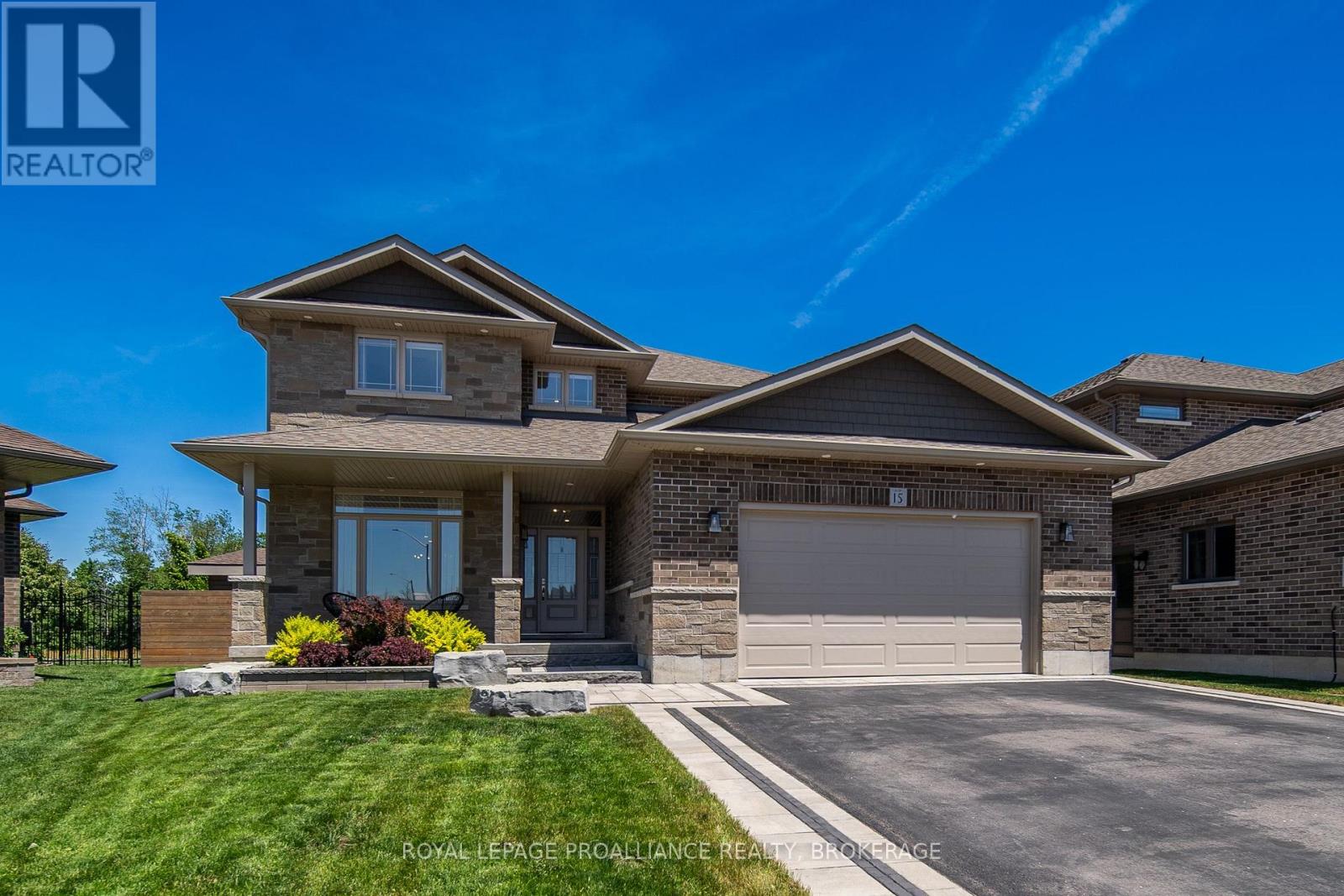 15 Matthew Street, Greater Napanee, Ontario  K7R 0C3 - Photo 1 - X13426072