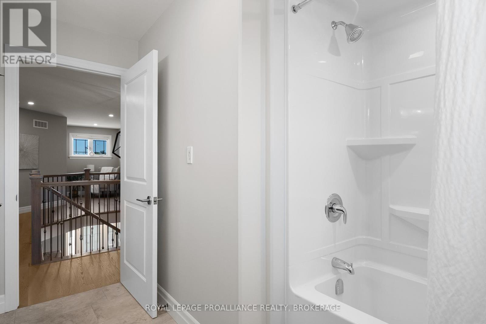15 Matthew Street, Greater Napanee, Ontario  K7R 0C3 - Photo 25 - X13426072