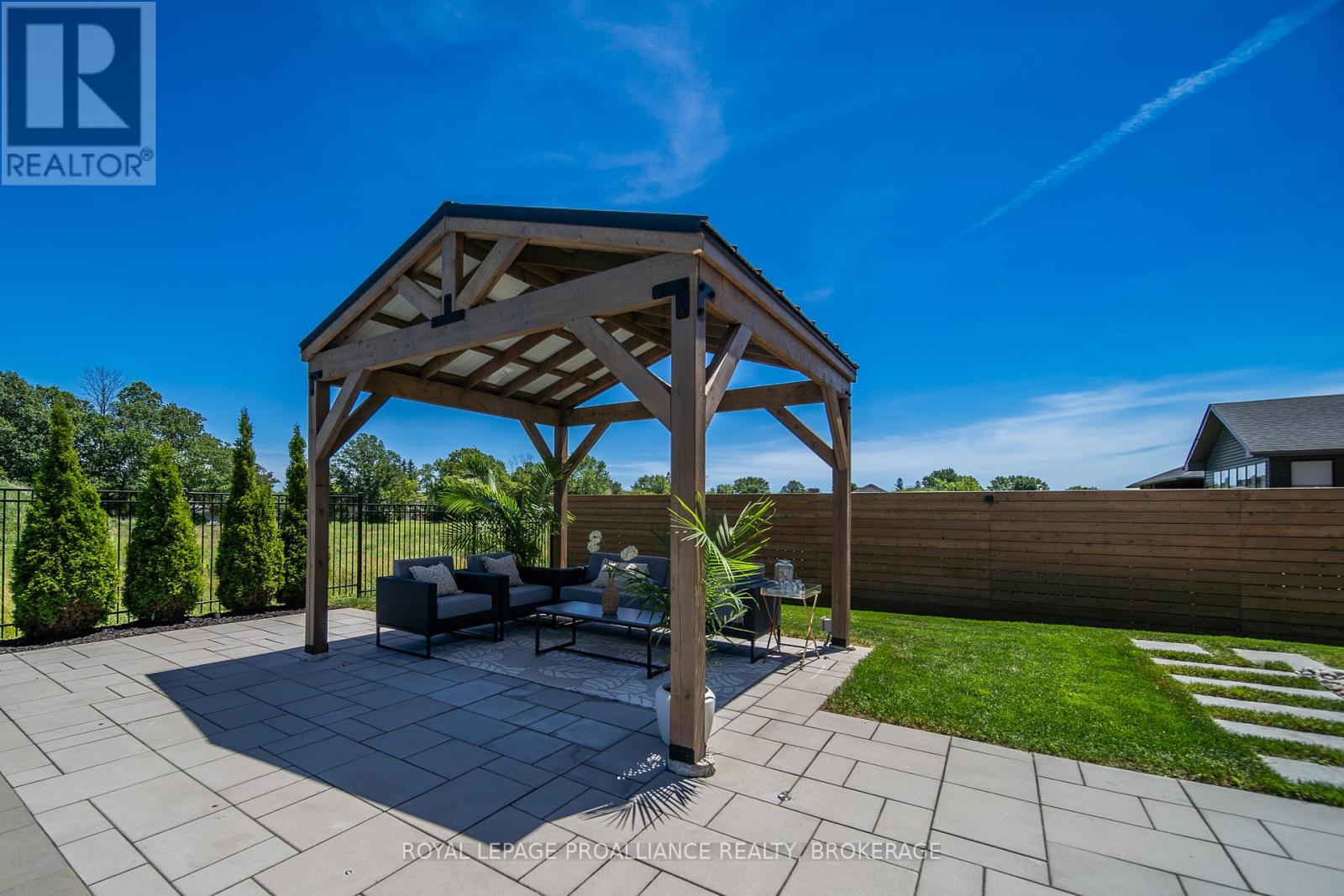 15 Matthew Street, Greater Napanee, Ontario  K7R 0C3 - Photo 35 - X13426072
