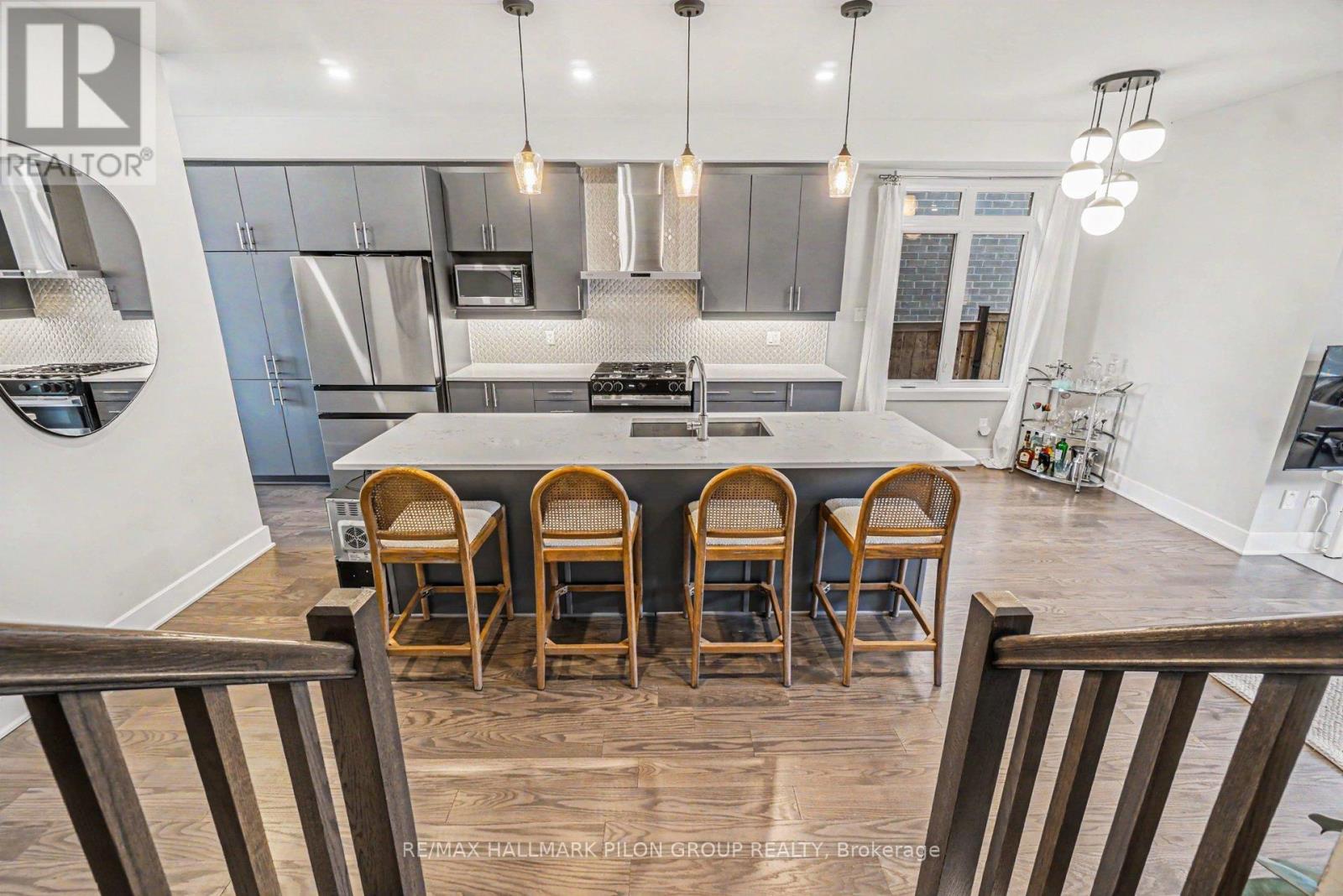 618 Mikinak Road, Ottawa, Ontario  K1K 3X7 - Photo 13 - X13416904