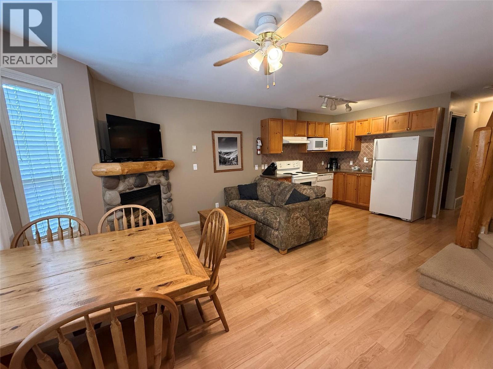 1300 Riverside Way Unit# 1326, Fernie, British Columbia  V0B 1M7 - Photo 2 - 10390571