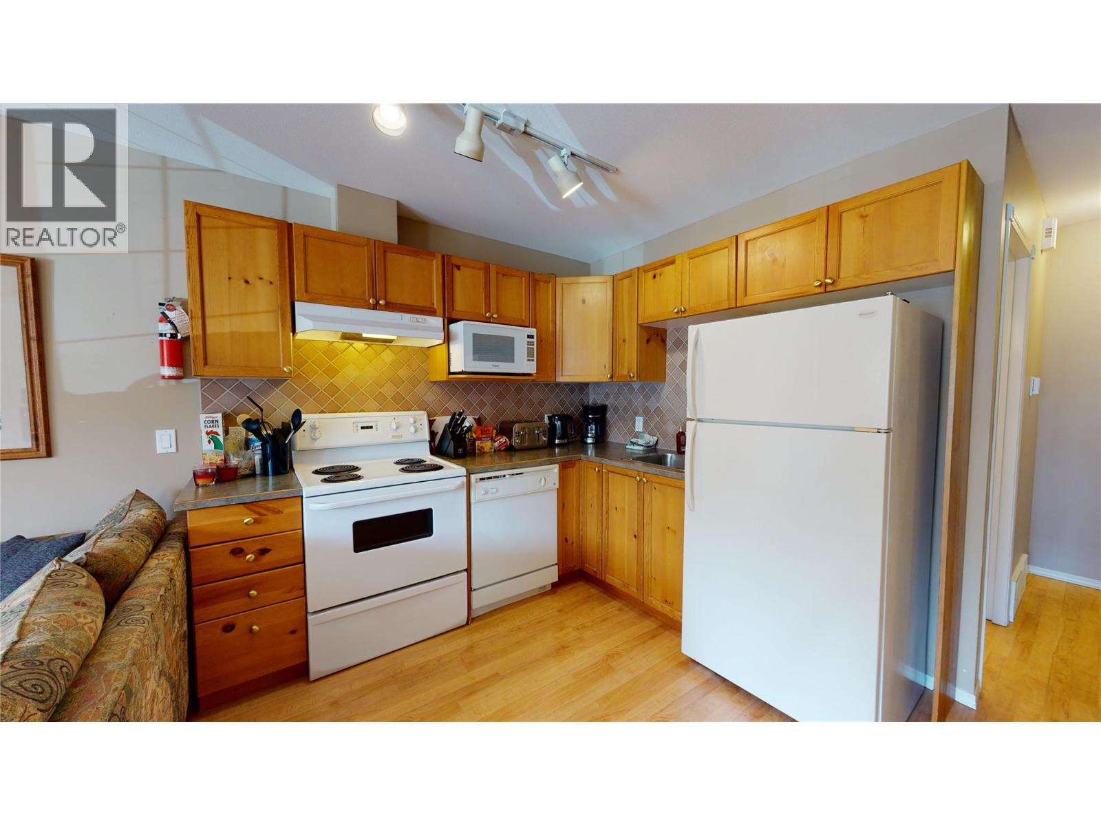1300 Riverside Way Unit# 1326, Fernie, British Columbia  V0B 1M7 - Photo 9 - 10390571