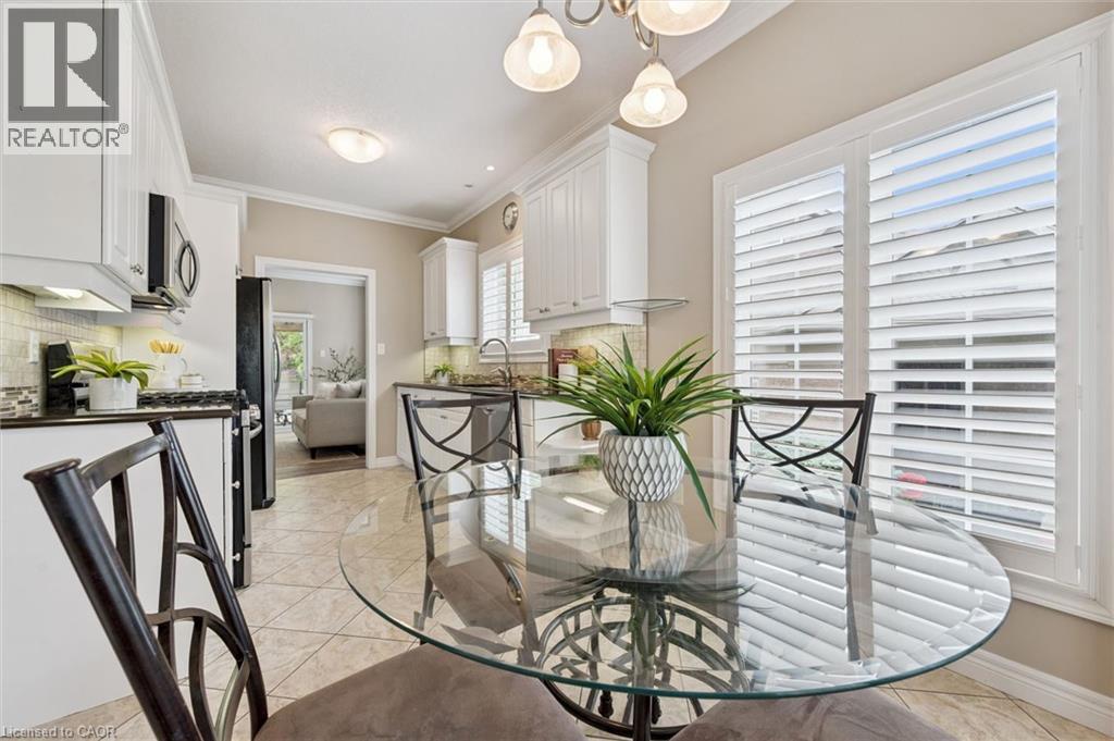 819 Creekside Drive, Waterloo, Ontario  N2V 2S6 - Photo 11 - 40837309