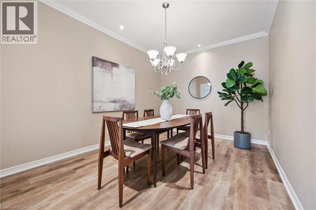 819 Creekside Drive, Waterloo, Ontario  N2V 2S6 - Photo 15 - 40837309