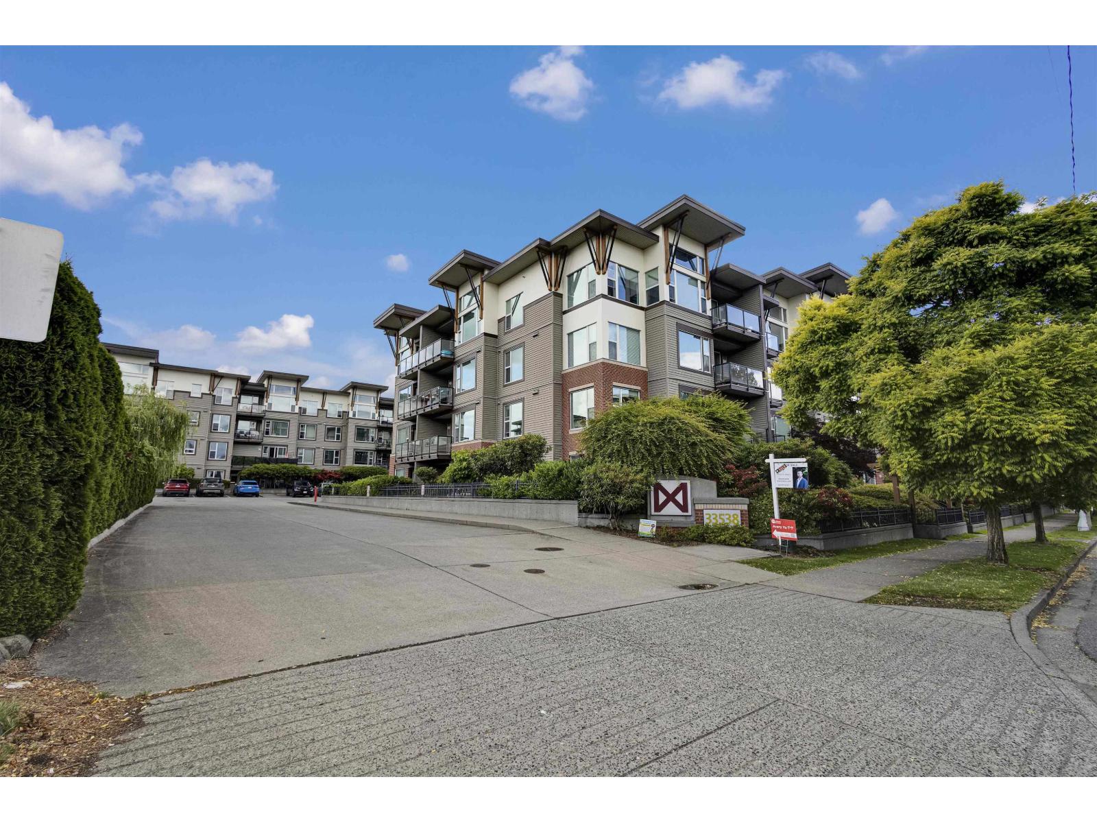 310 33538 Marshall Road, Abbotsford, British Columbia  V2S 0C7 - Photo 3 - R3133579