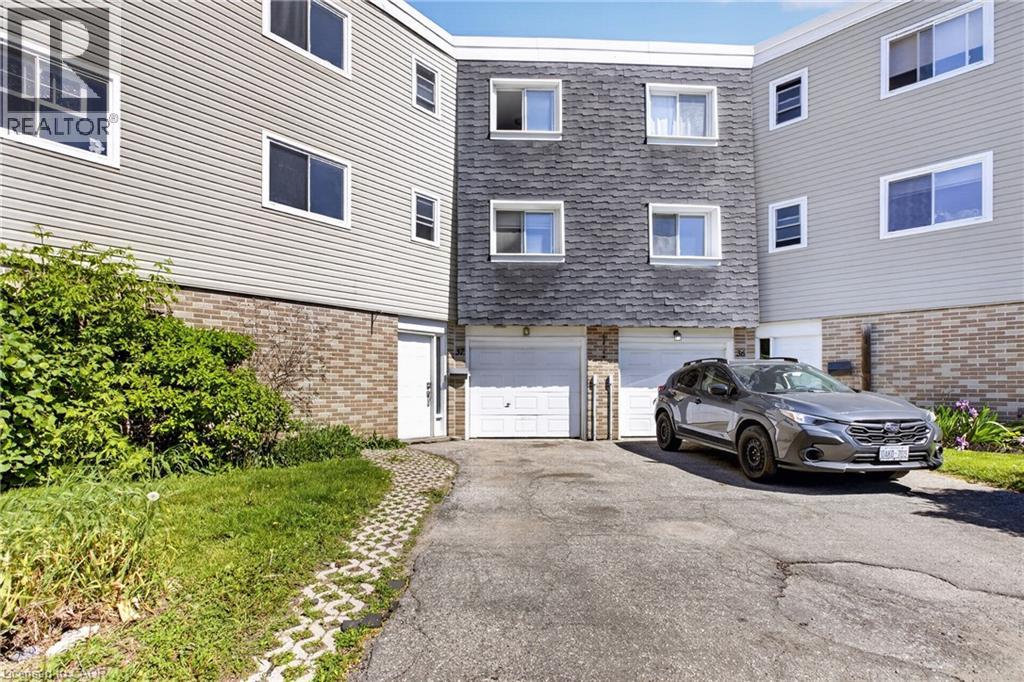60 Elmsdale Drive Unit# 37, Kitchener, Ontario  N2E 2G4 - Photo 4 - 40835164
