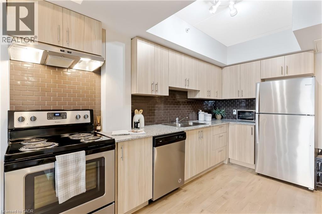 275 Larch Street Unit# G603, Waterloo, Ontario N2L 3R2 - Photo 4 - 40838626