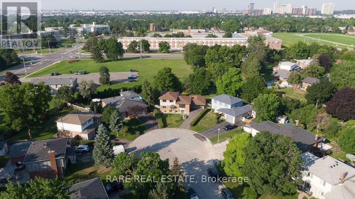 14 Exeter Place, Brampton, Ontario  L6T 1Y4 - Photo 39 - W13426428