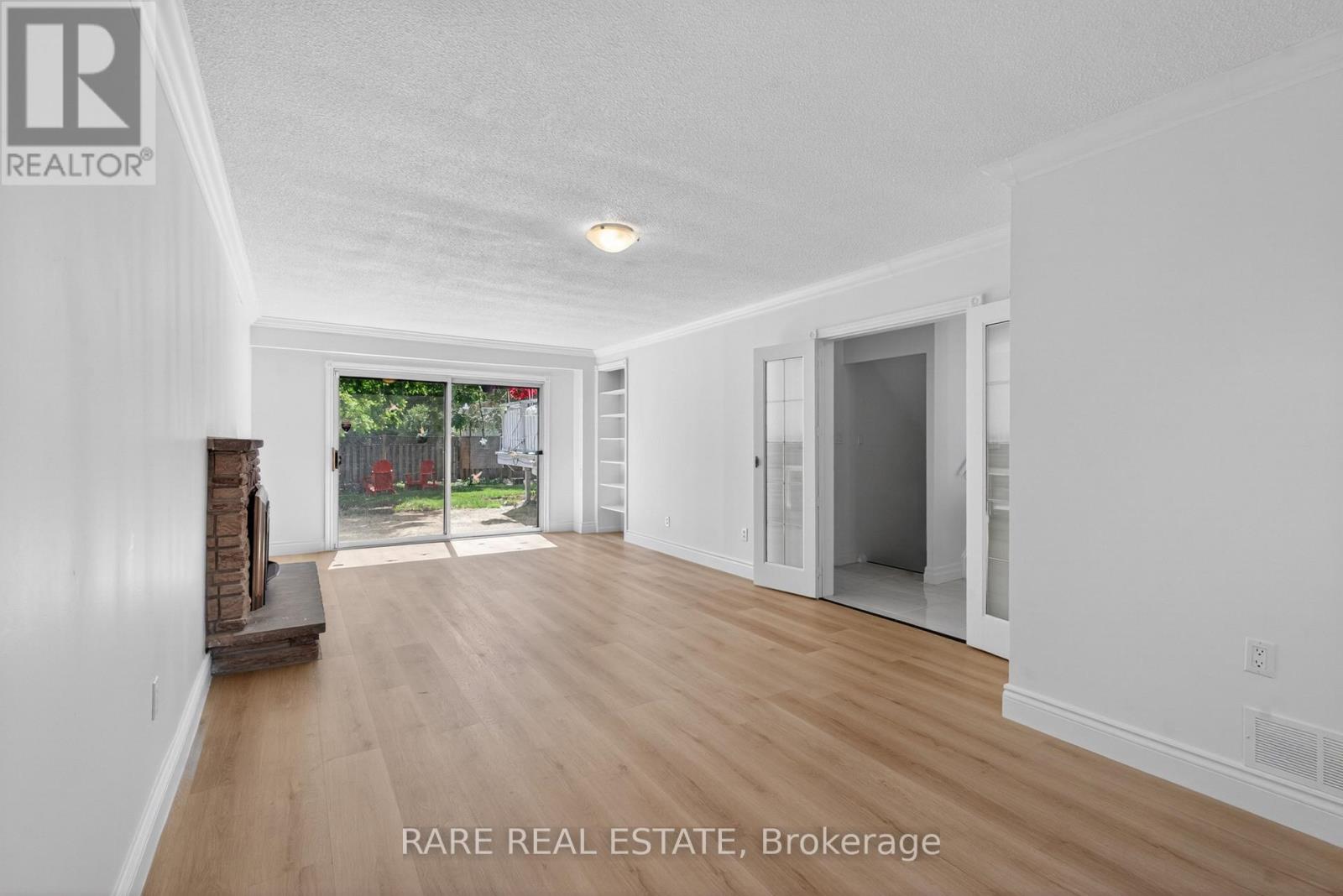 14 Exeter Place, Brampton, Ontario  L6T 1Y4 - Photo 7 - W13426428