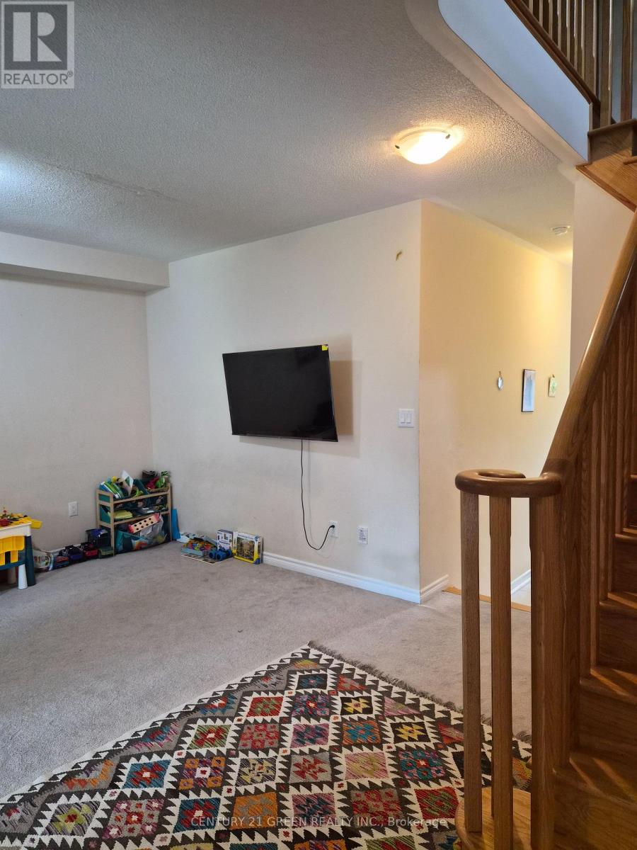 737 Agnew Crescent, Milton, Ontario  L9T 8M6 - Photo 2 - W13426488