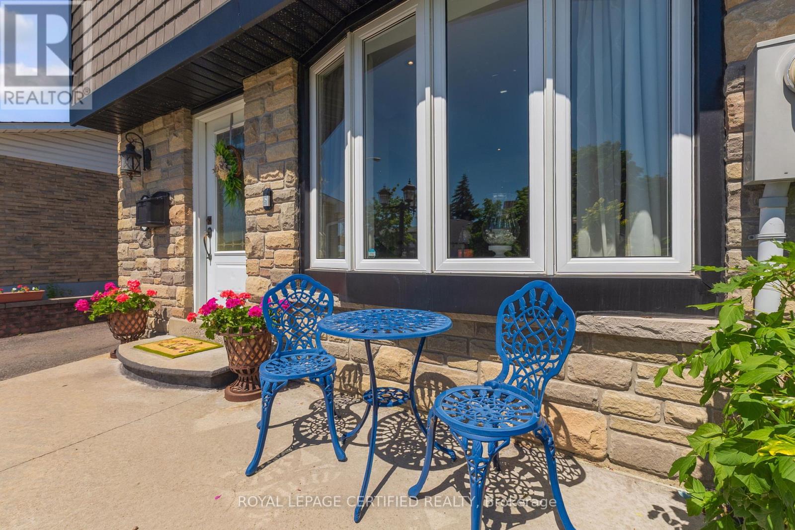 138 Beech Street, Brampton, Ontario  L6V 1V6 - Photo 4 - W13426490