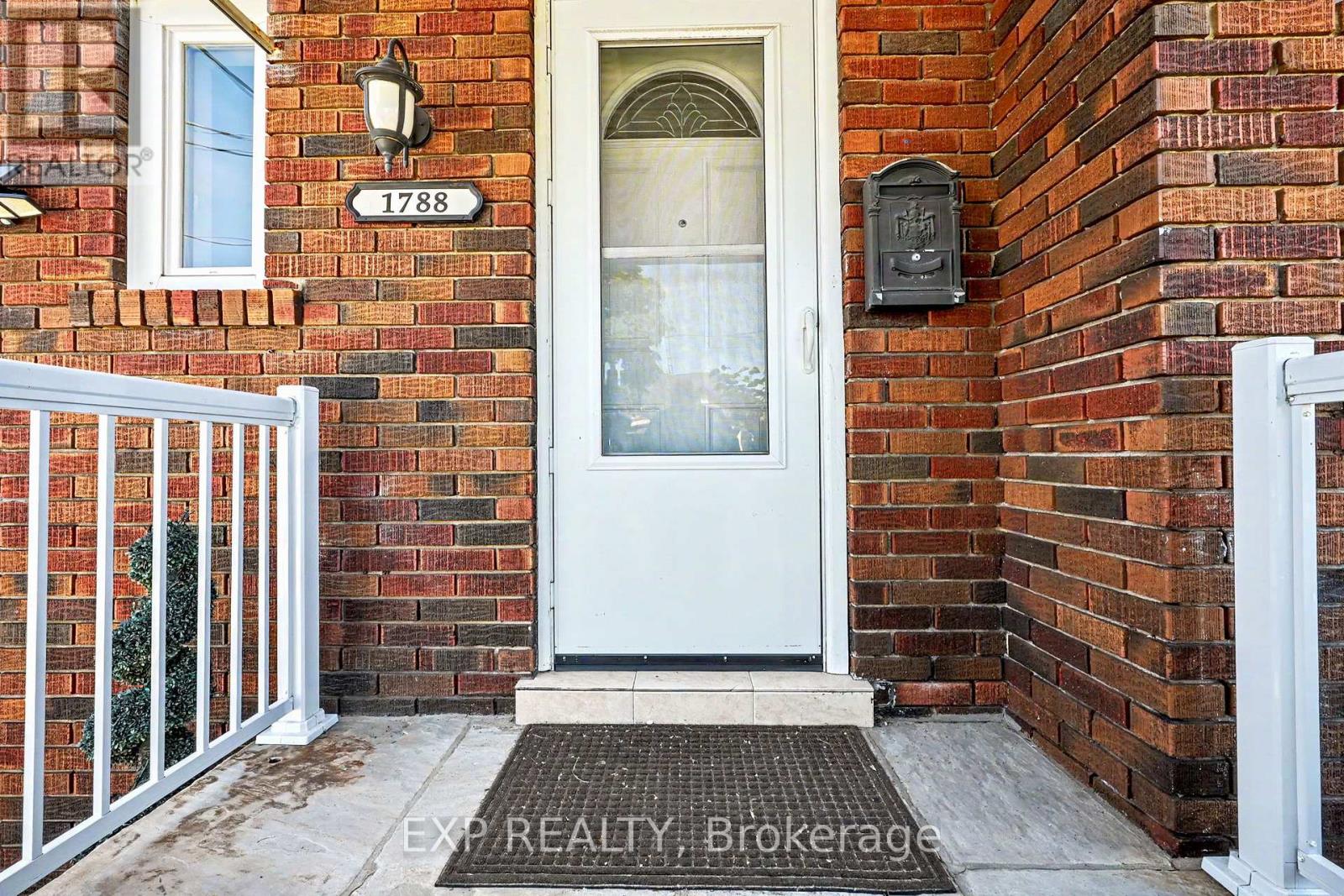 1788 Keele Street, Toronto, Ontario  M6M 3X1 - Photo 19 - W13426572