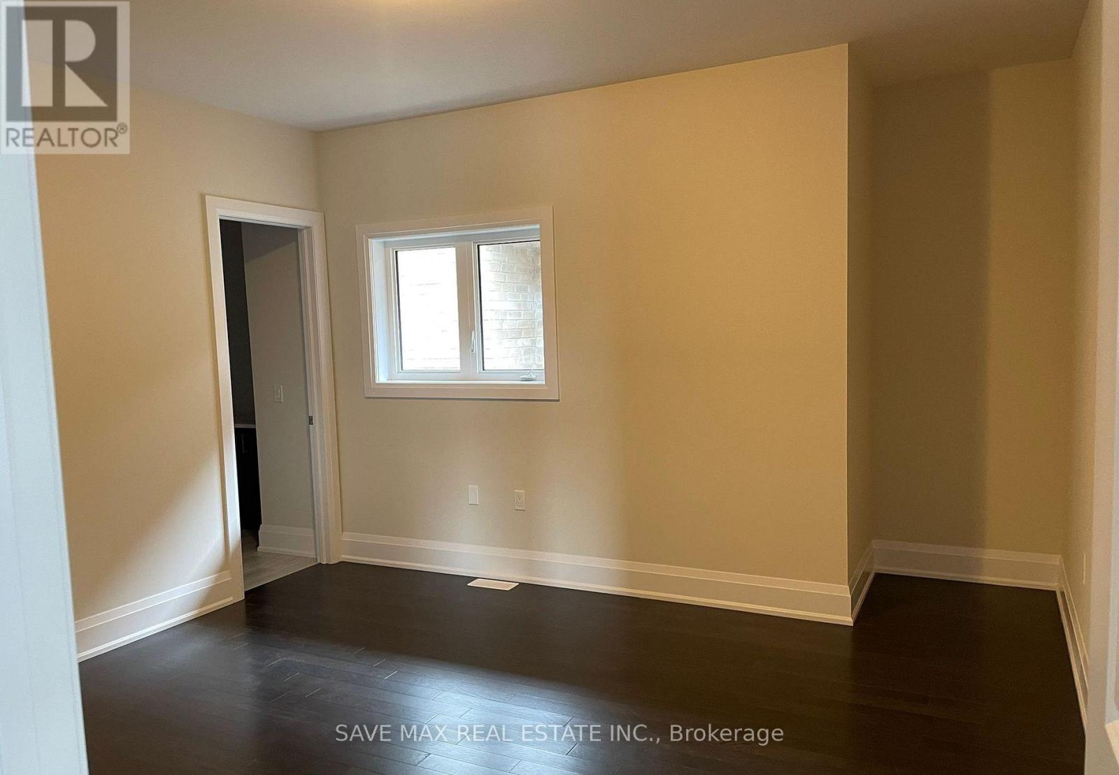 68 Stowmarket Street, Caledon, Ontario  L7C 3Y5 - Photo 9 - W13426588