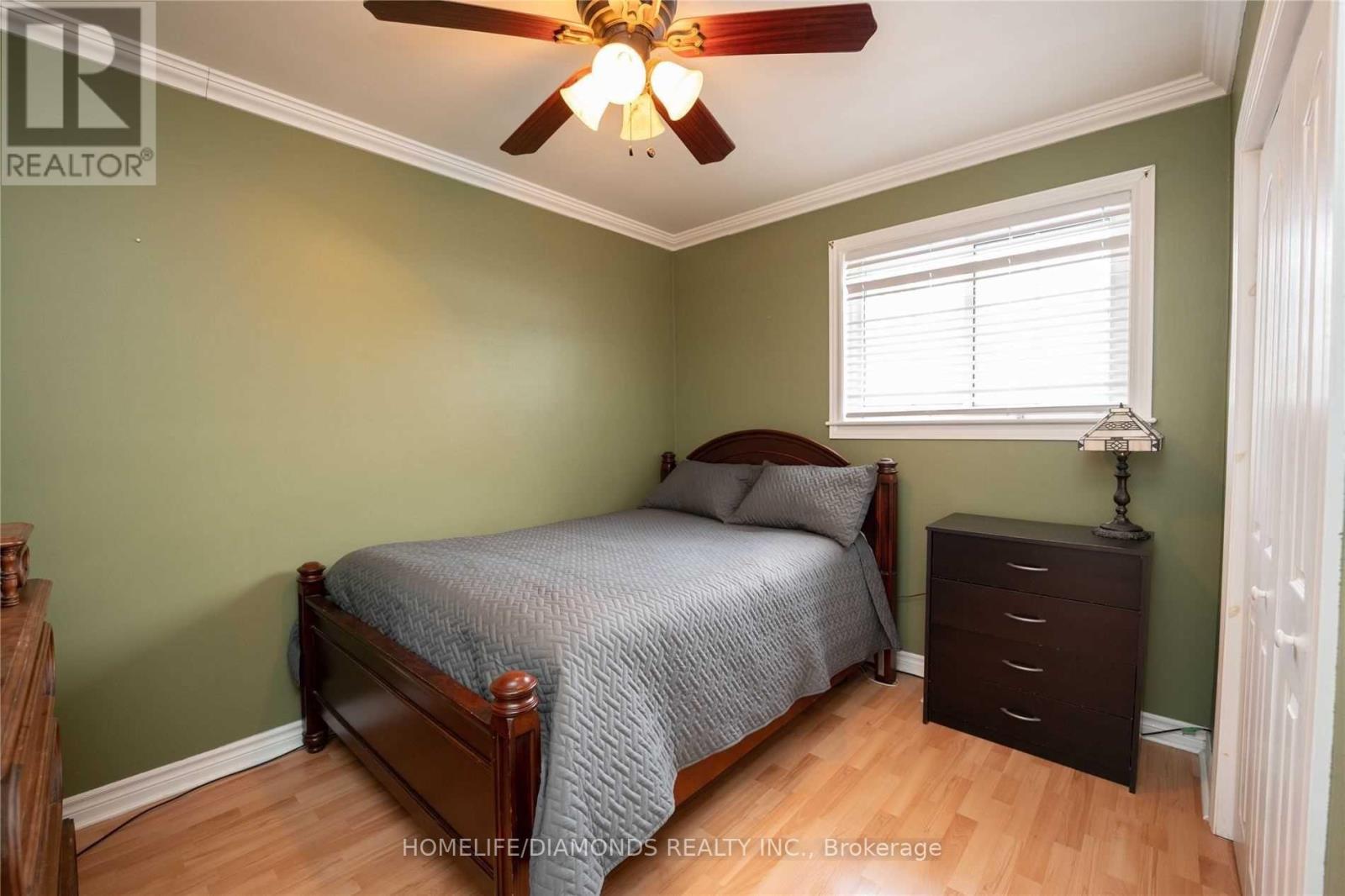 Upper - 87 Raylawn Crescent, Halton Hills, Ontario  L7G 4M6 - Photo 11 - W13426686