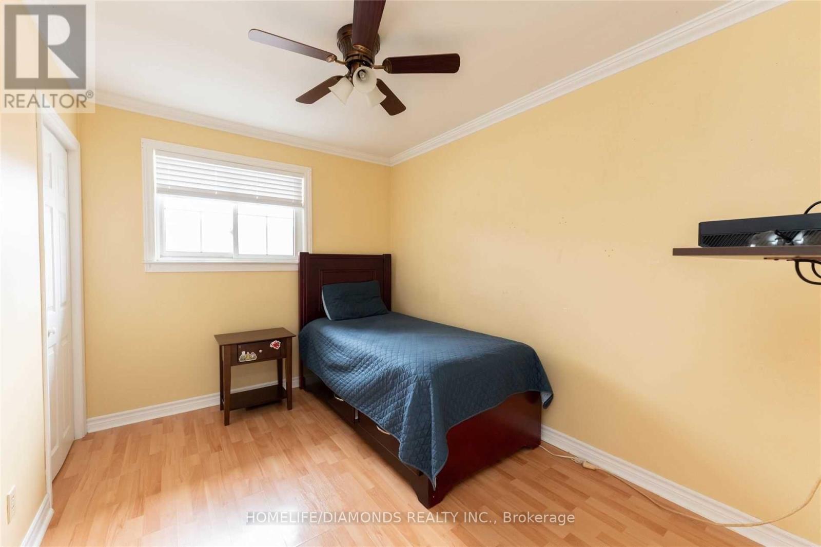 Upper - 87 Raylawn Crescent, Halton Hills, Ontario  L7G 4M6 - Photo 12 - W13426686