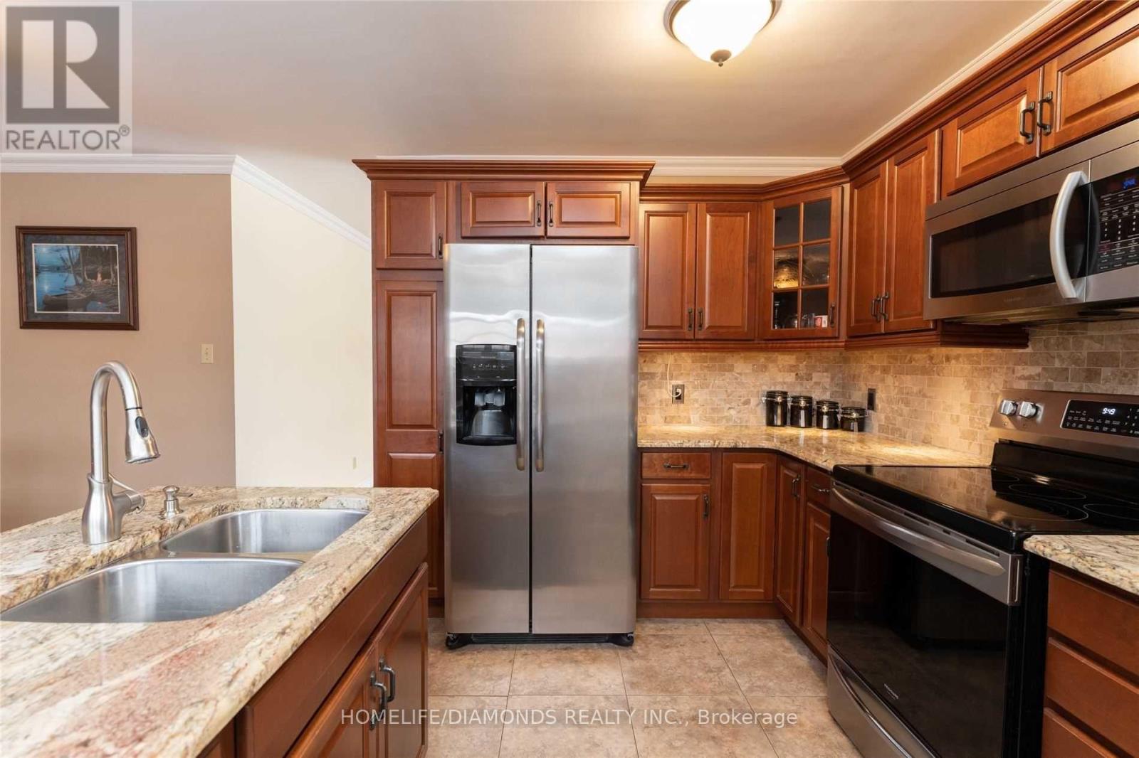 Upper - 87 Raylawn Crescent, Halton Hills, Ontario  L7G 4M6 - Photo 7 - W13426686