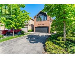 8 SAFARI COURT, Brampton, Ontario