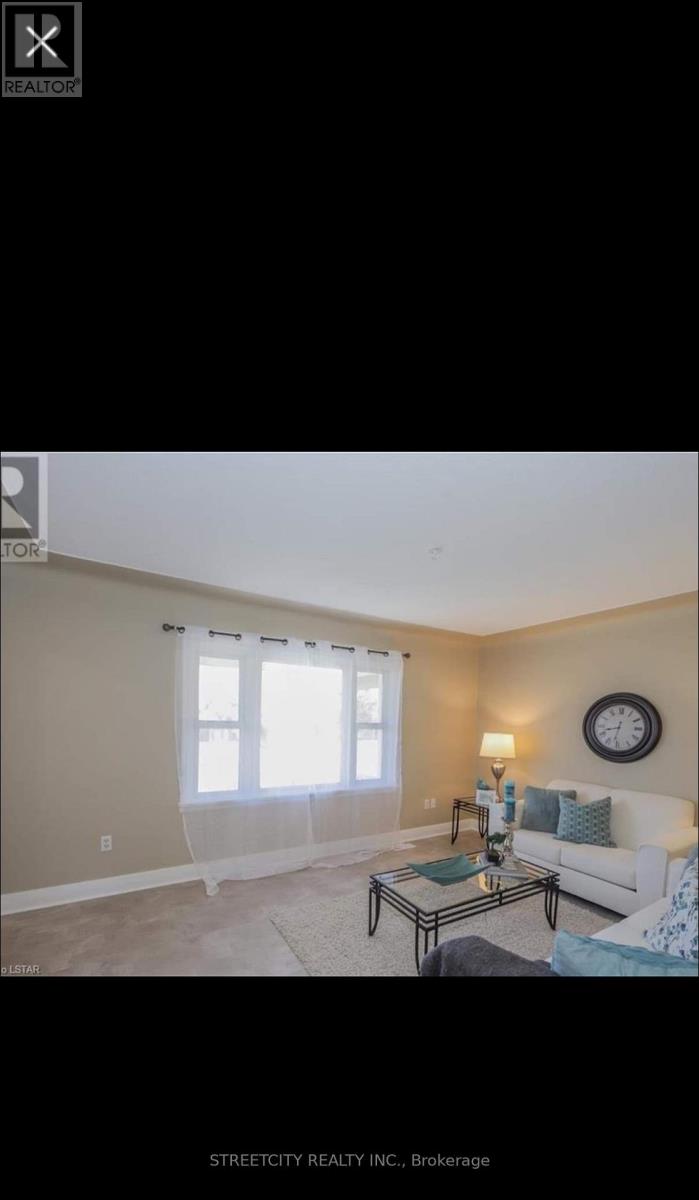 Main Unit - 324 Briarhill Avenue, London East, Ontario  N5Y 1N8 - Photo 11 - X13426816