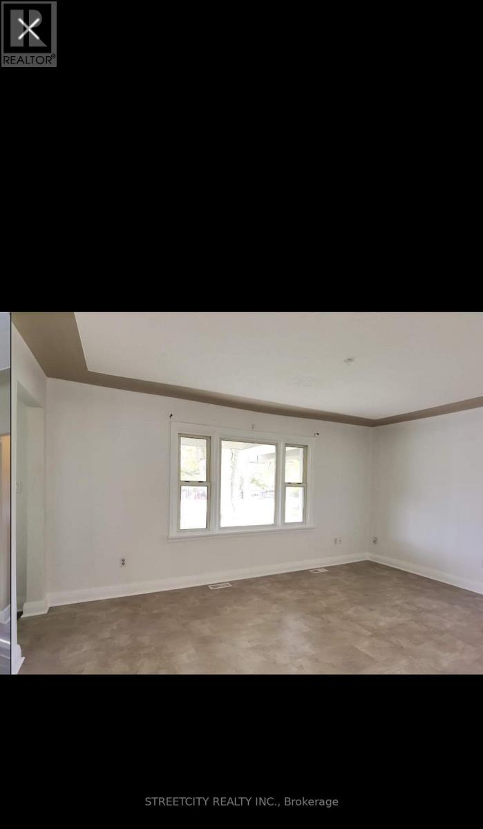 Main Unit - 324 Briarhill Avenue, London East, Ontario  N5Y 1N8 - Photo 5 - X13426816