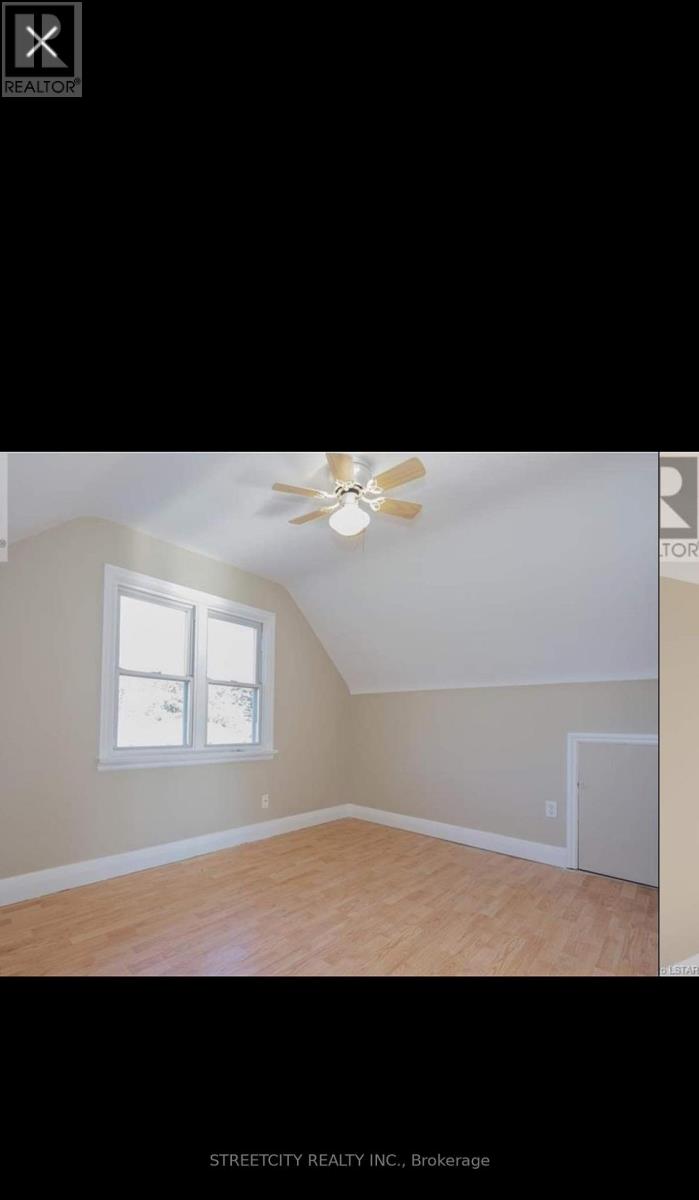 Main Unit - 324 Briarhill Avenue, London East, Ontario  N5Y 1N8 - Photo 9 - X13426816