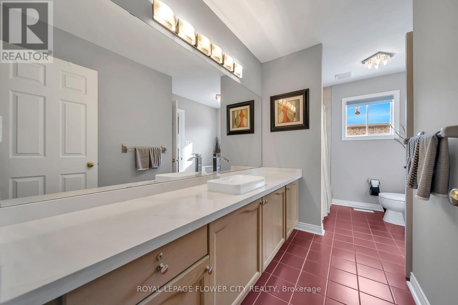 1340 Whitewater Lane, Mississauga, Ontario  L5V 1L8 - Photo 35 - W13061750