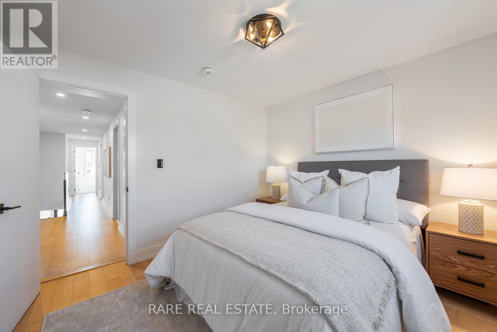 118 Mackay Avenue, Toronto, Ontario  M6H 2N8 - Photo 12 - W13422244