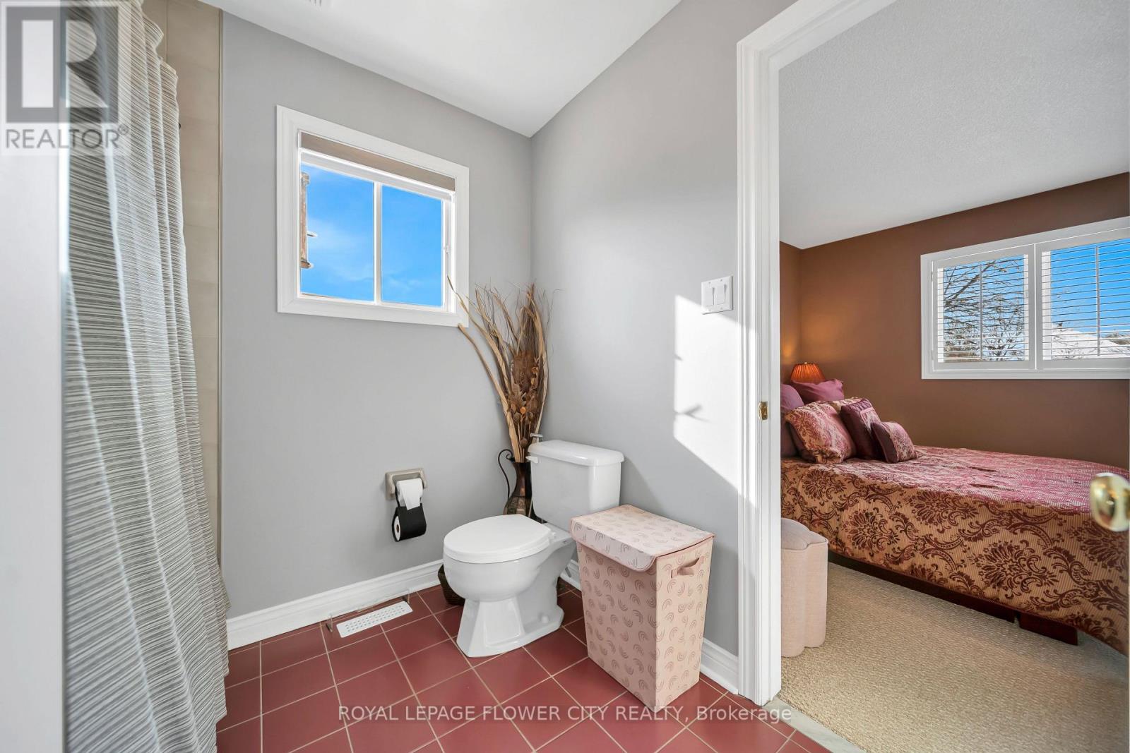 1340 Whitewater Lane, Mississauga, Ontario  L5V 1L8 - Photo 36 - W13061750