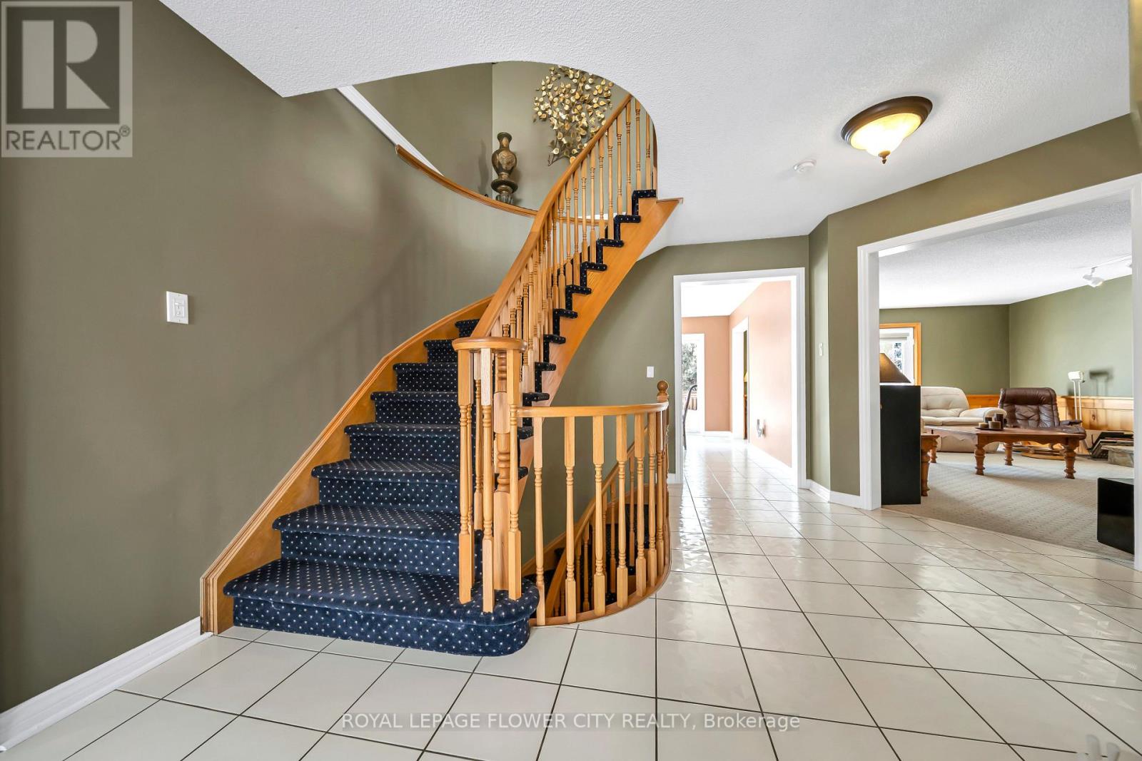 1340 Whitewater Lane, Mississauga, Ontario  L5V 1L8 - Photo 9 - W13061750