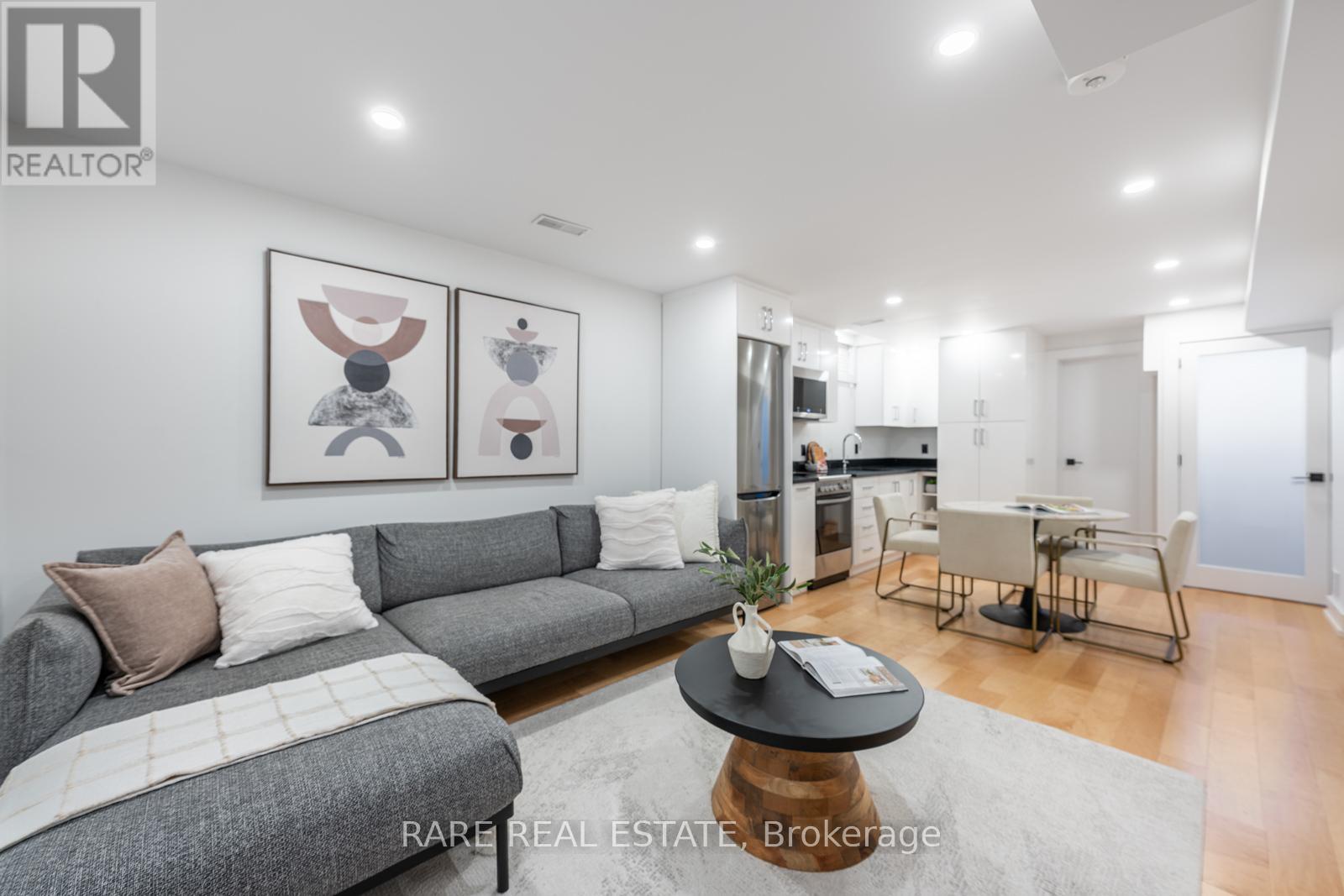 118 Mackay Avenue, Toronto, Ontario  M6H 2N8 - Photo 19 - W13422244