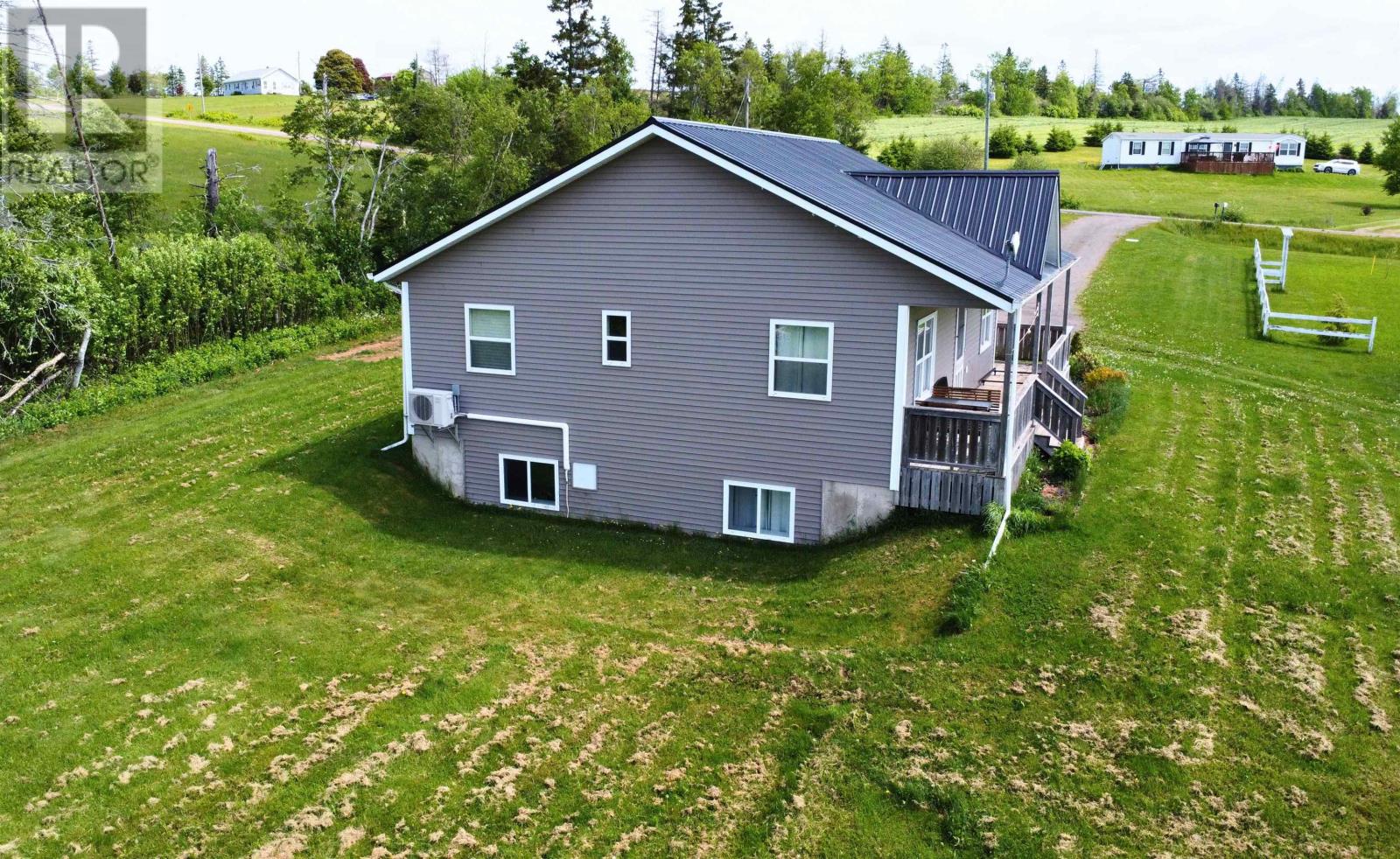 83 Old Cardigan Road, Pisquid, Prince Edward Island  C0A 1T0 - Photo 4 - 202606308