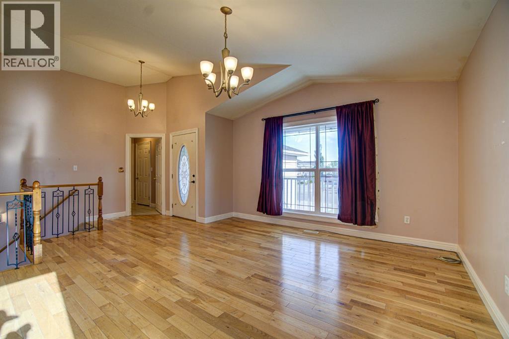 6 Tamarack Road, Claresholm, Alberta  T0L 0T0 - Photo 9 - A2310541