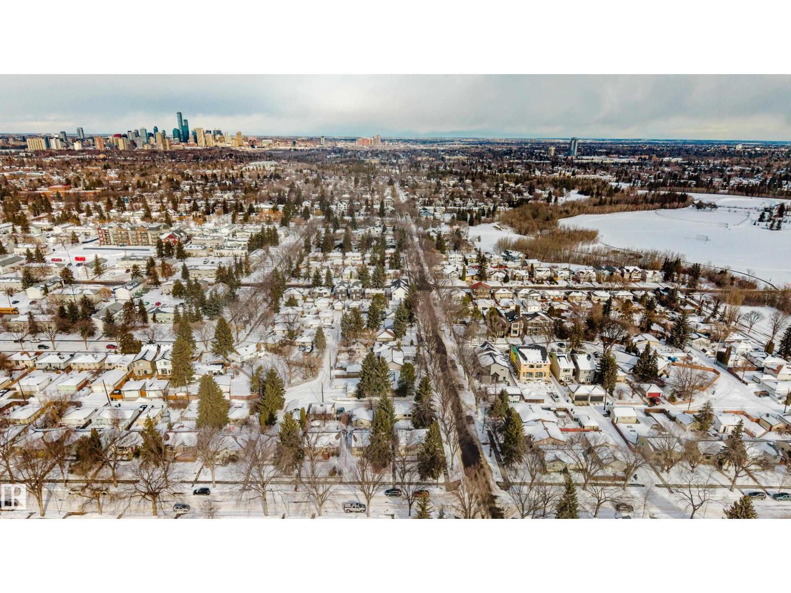 9306 64 Av NW, Edmonton, Alberta  T6E 0H9 - Photo 2 - E4492813