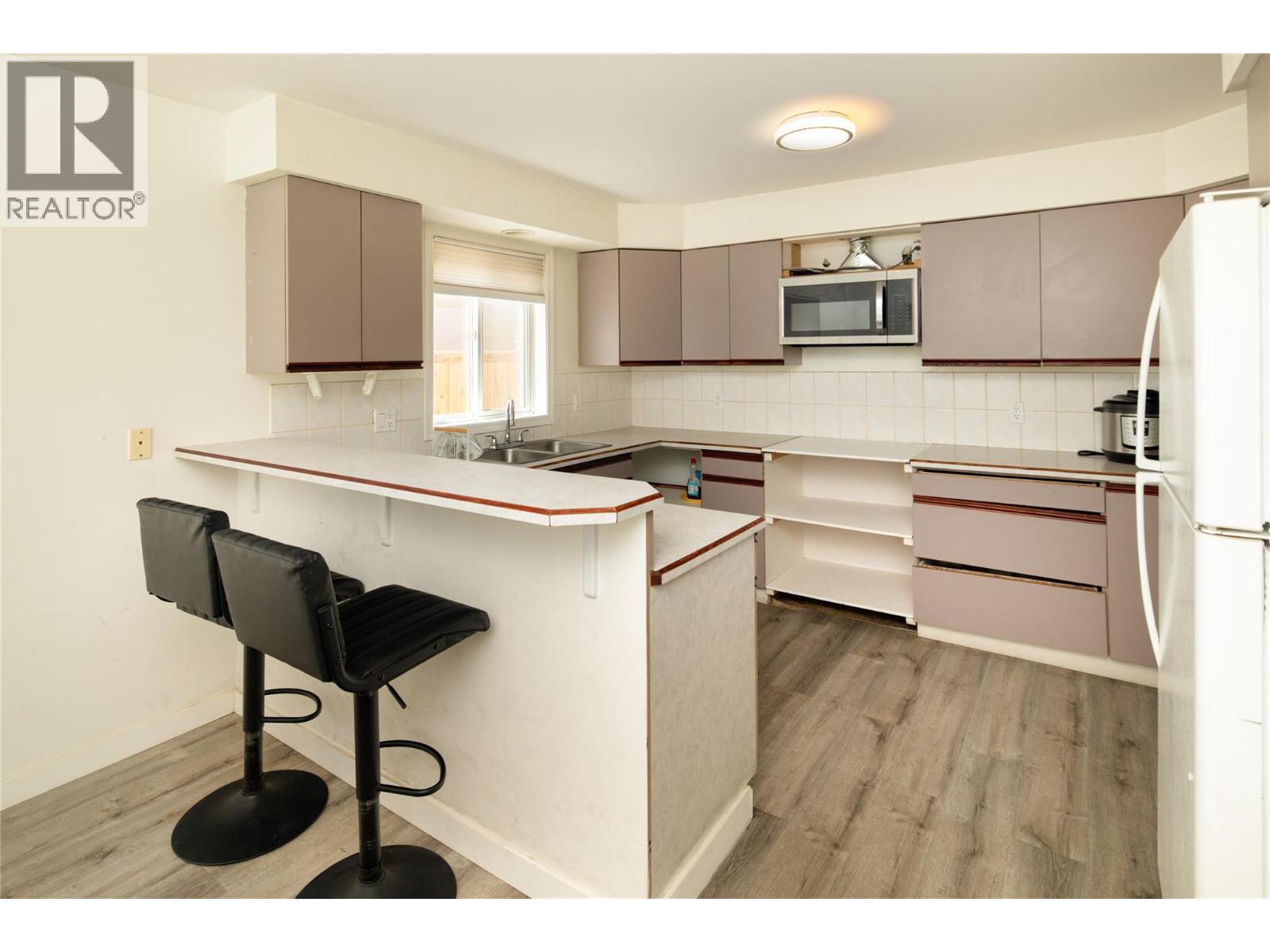 1395 Friesen Road, Kelowna, British Columbia  V1X 7P3 - Photo 6 - 10389935